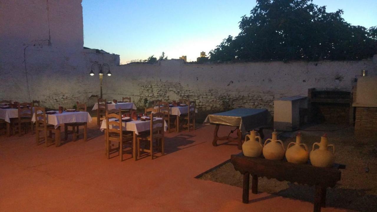 La Casona De La Luz Vandrarhem Guadix Exteriör bild